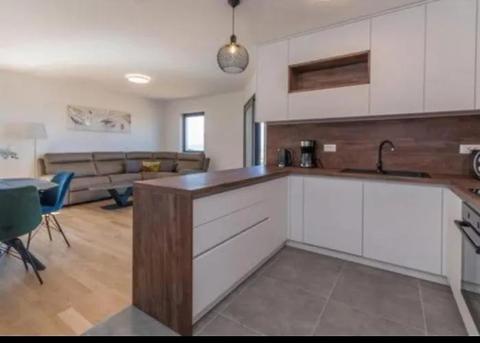 Dvj Апартаменты